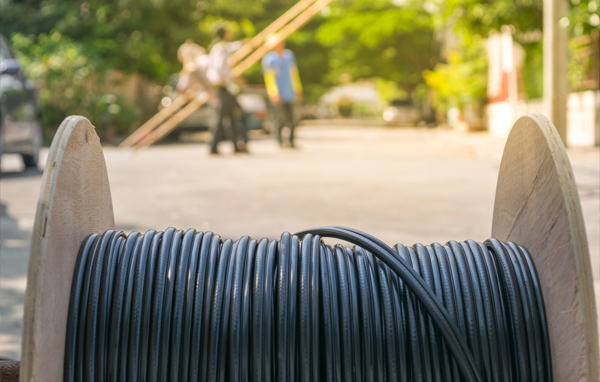 Understanding Single-Mode Optical Fiber: G652D vs. G657A2